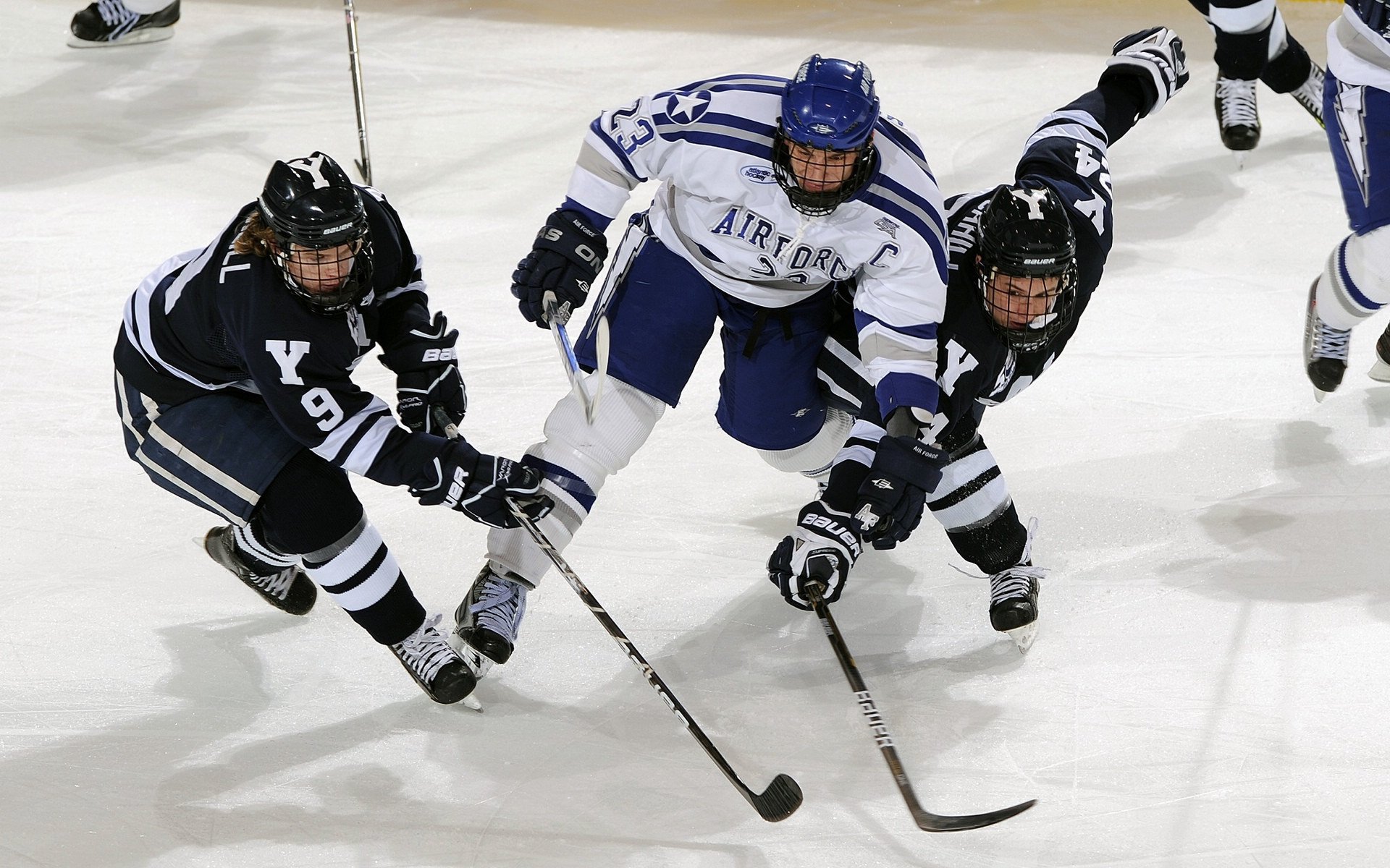 kaiyun开云·官方网站-水球快攻奥地利打出气势，奥地利开球